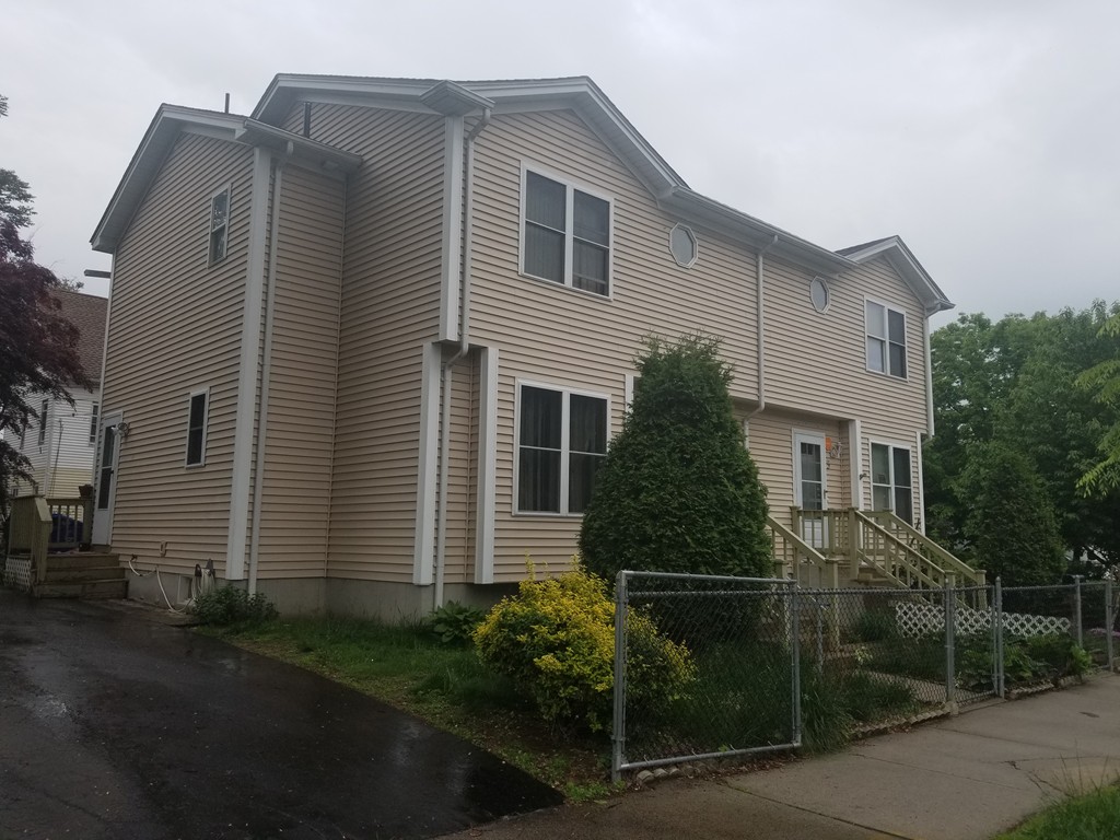 3-5 Lexington Street Springfield, MA 01107 - Photo 1 of 11 Gallery Image 1