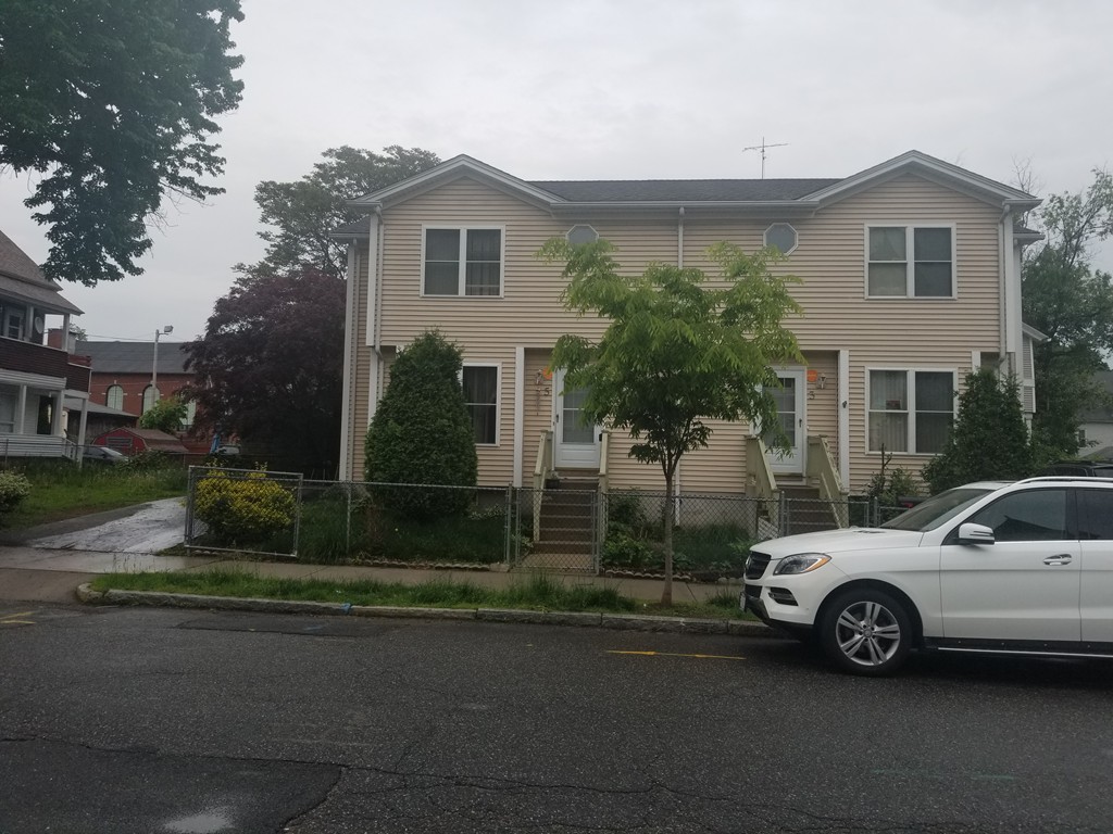 3-5 Lexington Street Springfield, MA 01107 - Photo 2 of 11 Gallery Image 2