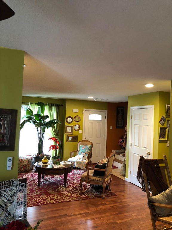 3-5 Lexington Street Springfield, MA 01107 - Photo 6 of 11 Gallery Image 6