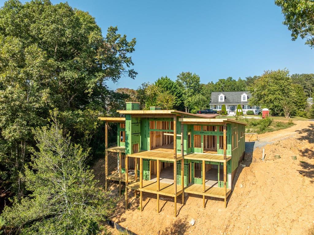 216 Old Orchard Road Ellijay, GA 30536 - Photo 52 of 59 a view of a chairs and table on the terrace