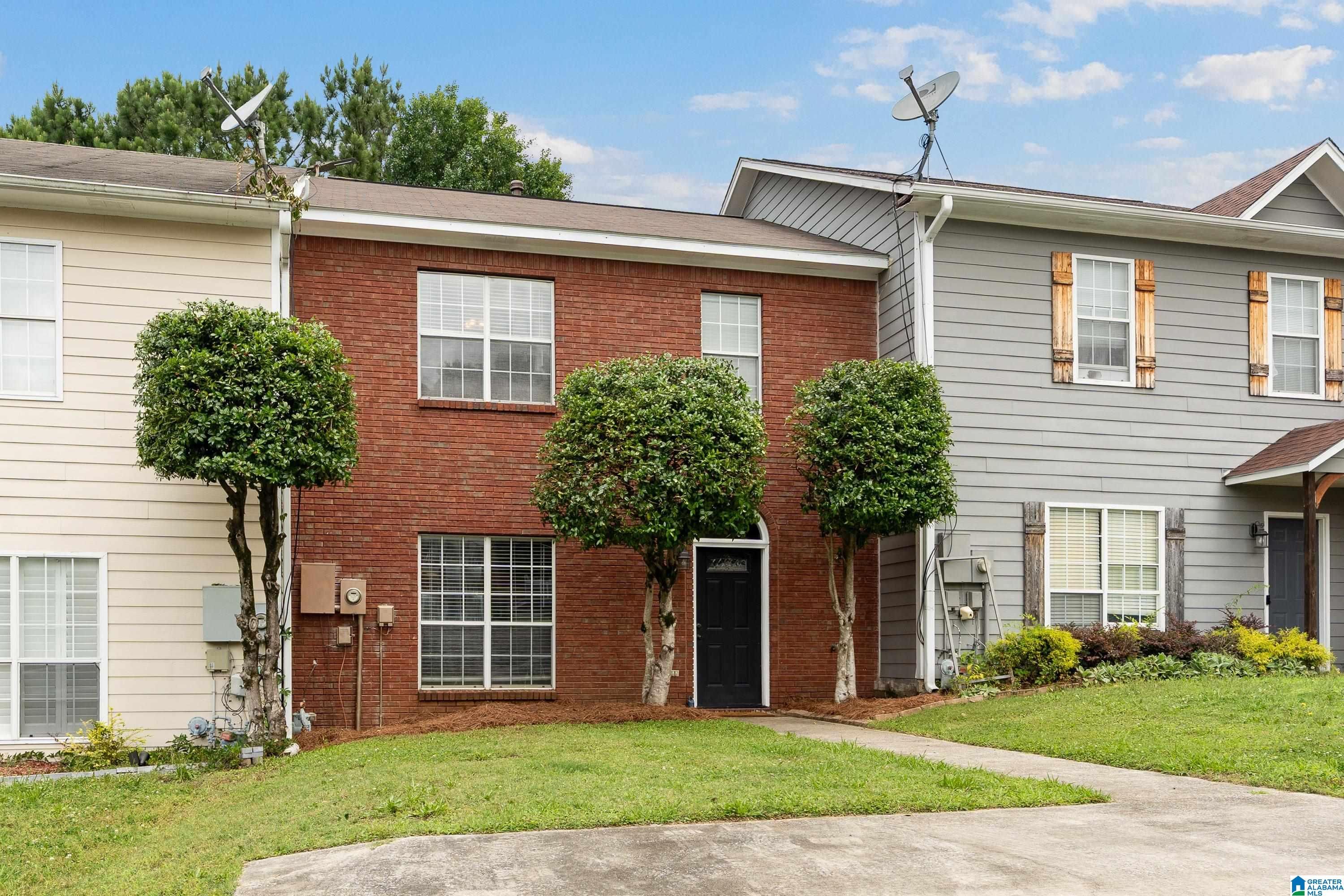 231 Cambrian Ridge Trail Pelham, AL 35124 - Photo 4 of 27