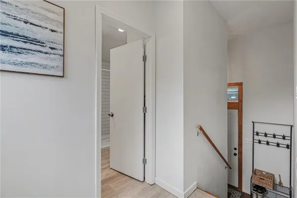 $550,000 | 77 R Street, Lee's Summit, MO 64086