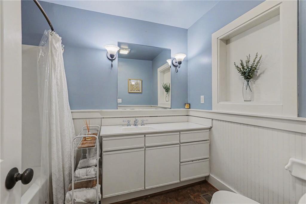 77 R Street Lee's Summit, MO 64086 - Photo 17 of 25