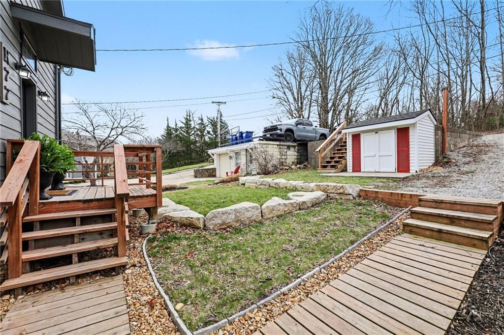 77 R Street Lee's Summit, MO 64086 - Photo 4 of 25