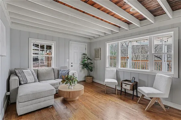 $550,000 | 77 R Street, Lee's Summit, MO 64086