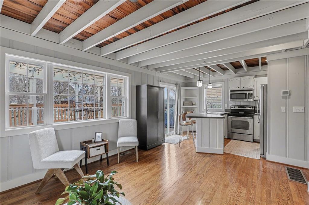 77 R Street Lee's Summit, MO 64086 - Photo 6 of 25