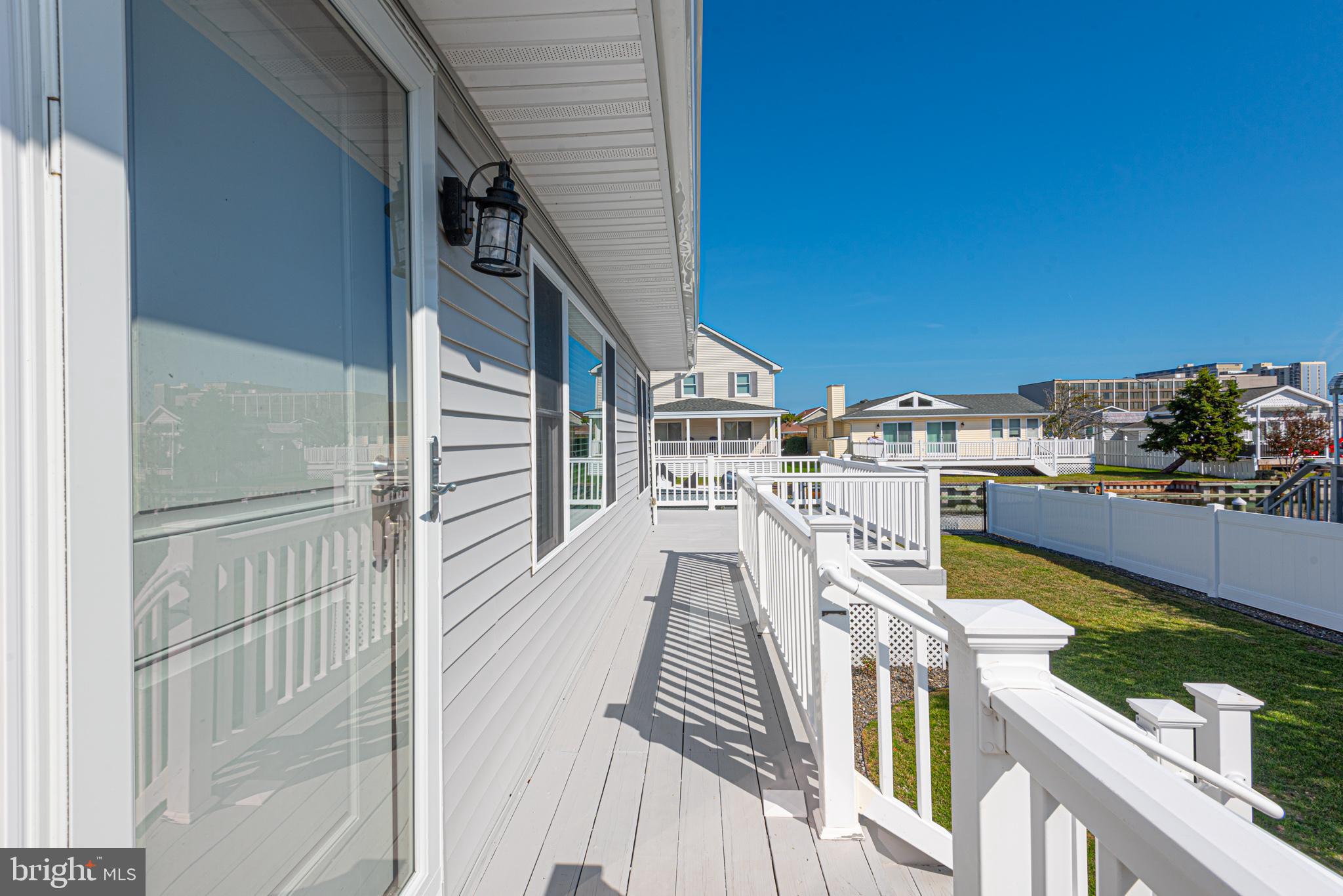 138 Old Wharf Road Ocean City, MD 21842 - Photo 27 of 33 a view of balcony with two chairs