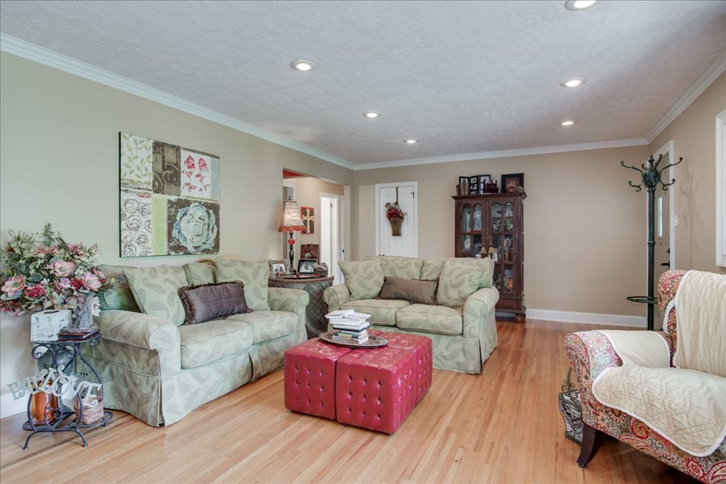 817 Legare Road Southwest Aiken, SC 29803 - Photo 11 of 40