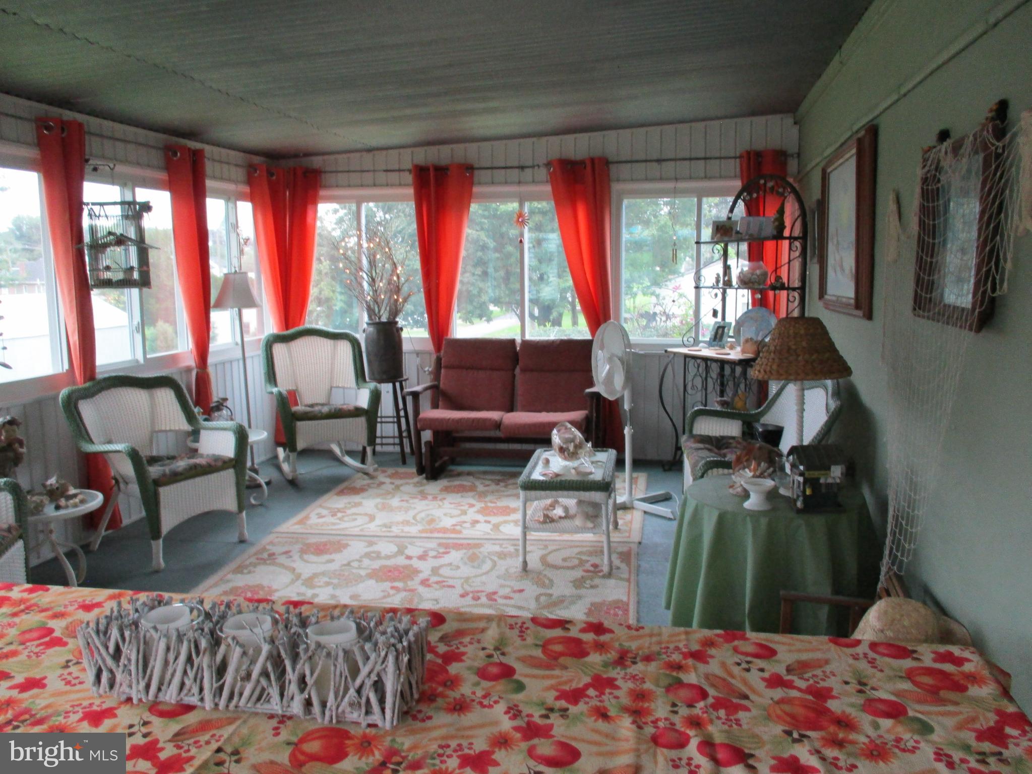 21 Locust Street Spring Grove, PA 17362 - Photo 53 of 58 Sunroom/Entertain entertain