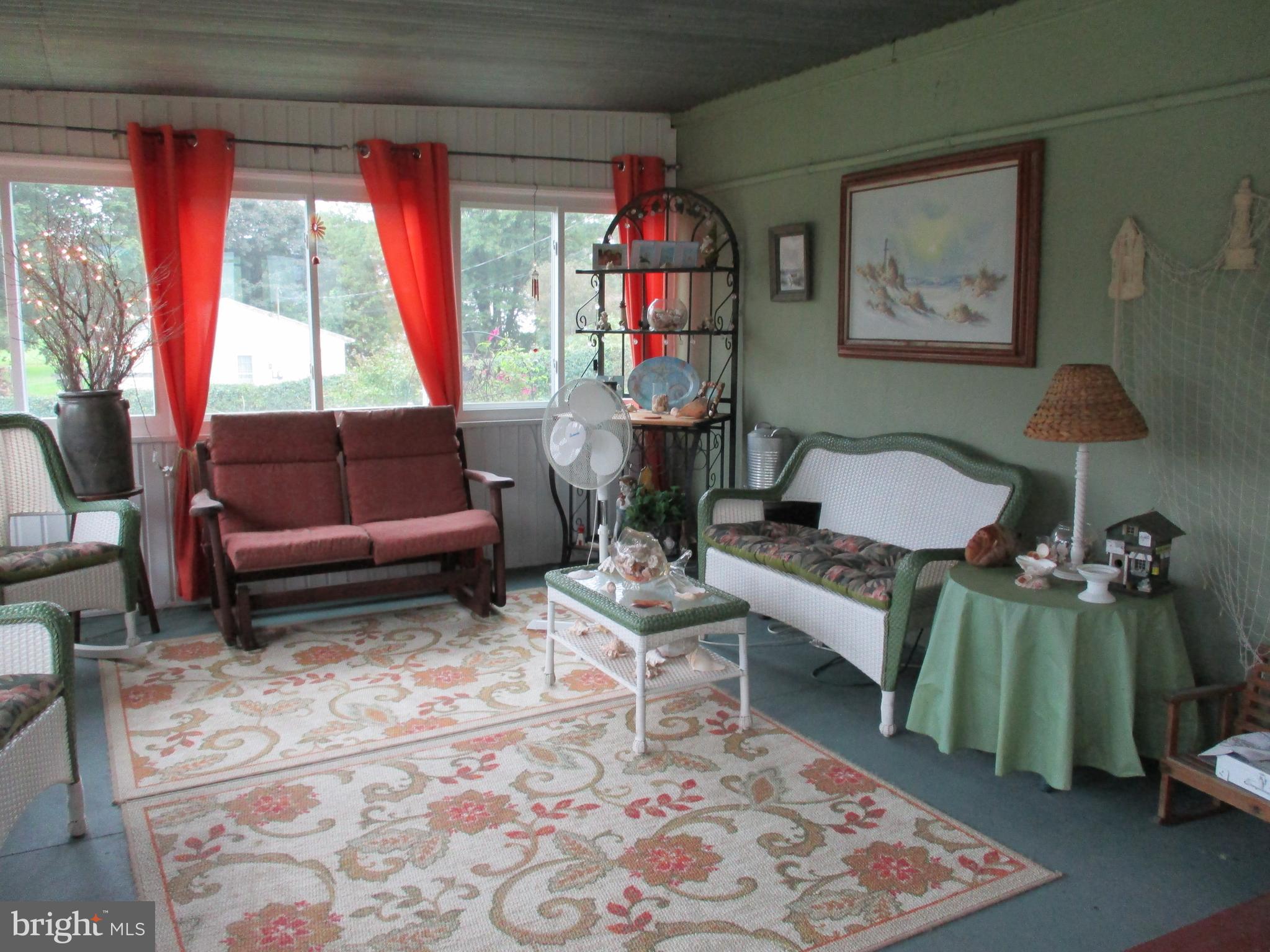 21 Locust Street Spring Grove, PA 17362 - Photo 54 of 58 Lots of sunlight in this sunroom