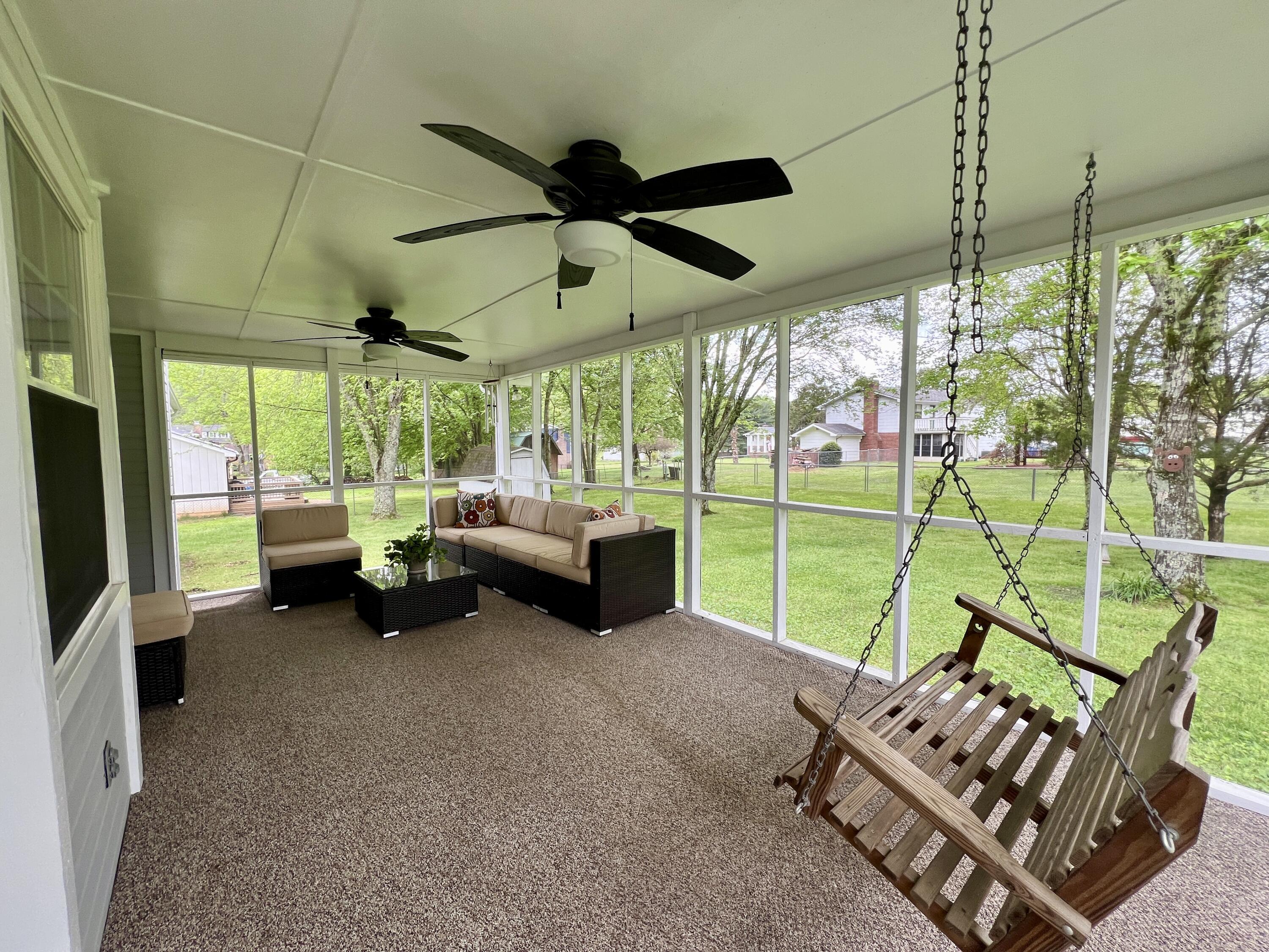 5648 Tucker Road Ooltewah, TN 37363 - Photo 12 of 27 Screened-Porch