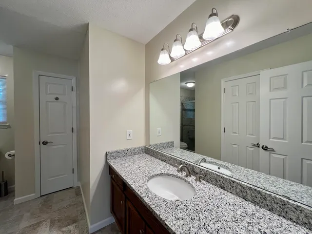 $1,900 | 5648 Tucker Road, Ooltewah, TN 37363