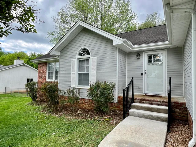 $1,900 | 5648 Tucker Road, Ooltewah, TN 37363