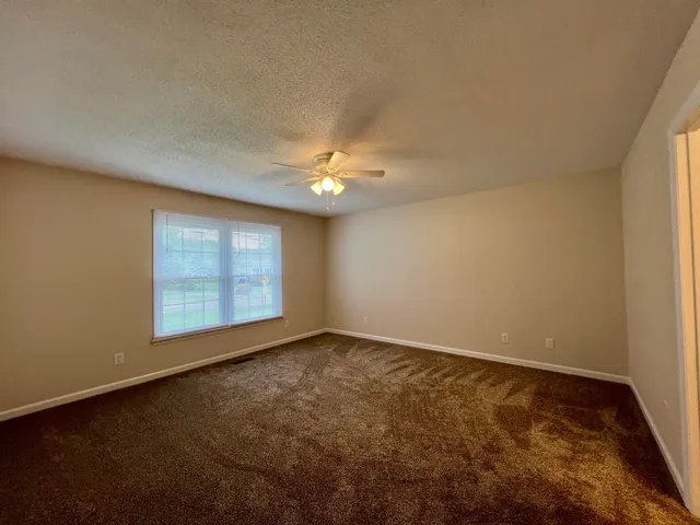 $1,900 | 5648 Tucker Road, Ooltewah, TN 37363