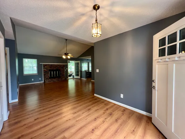 $1,900 | 5648 Tucker Road, Ooltewah, TN 37363