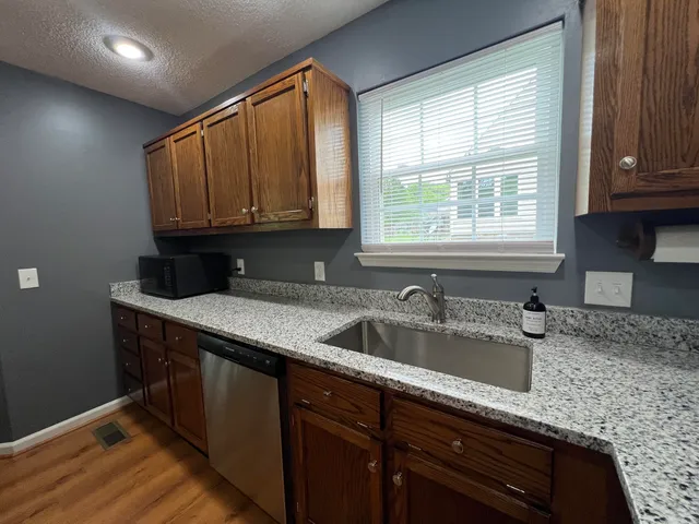 $1,900 | 5648 Tucker Road, Ooltewah, TN 37363