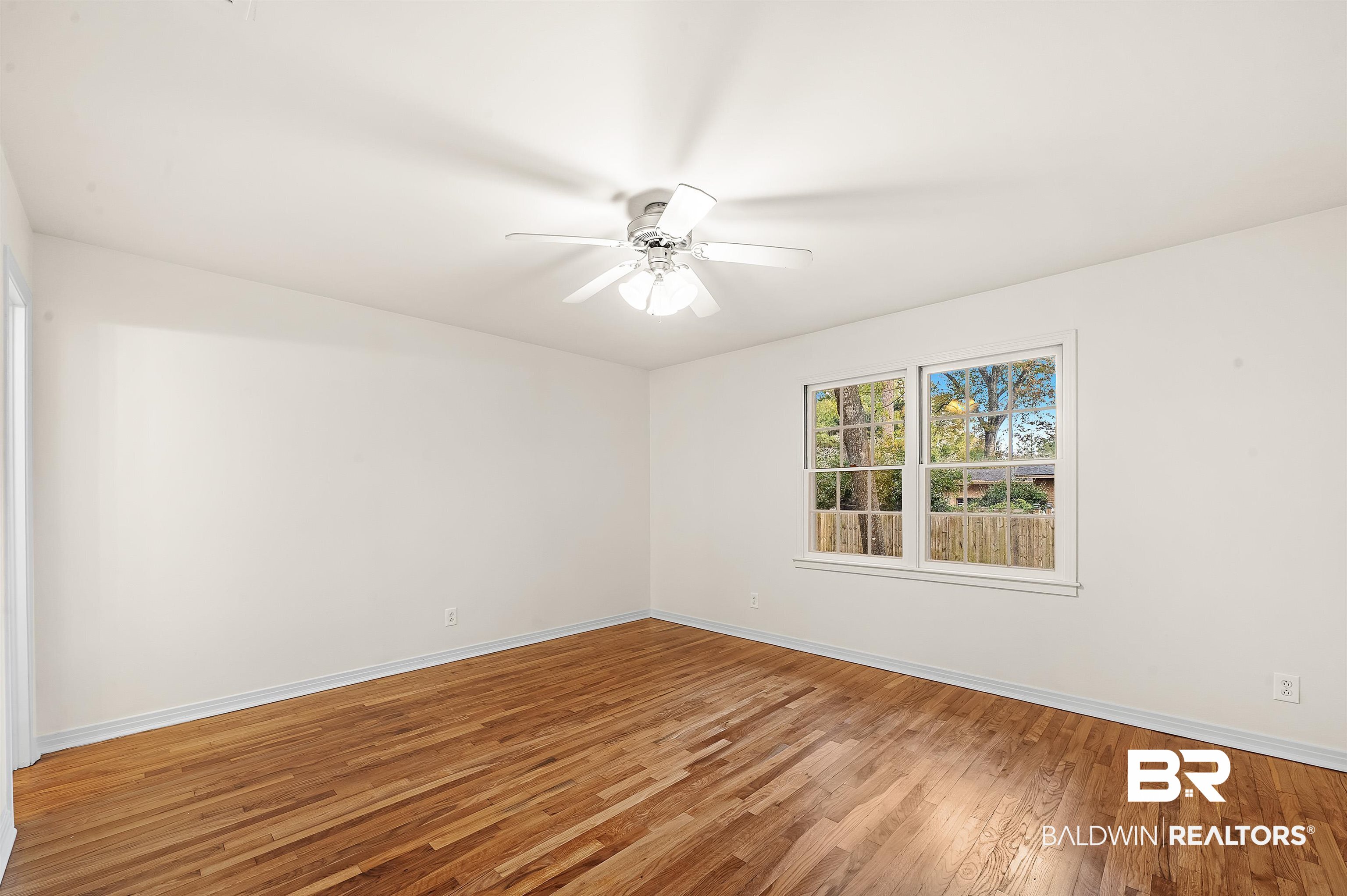 371 Francilla Circle Fairhope, AL 36532 - Photo 18 of 50 Primary Bedroom