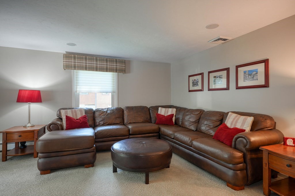 3 Lyman Avenue Hudson, MA 01749 - Photo 14 of 42