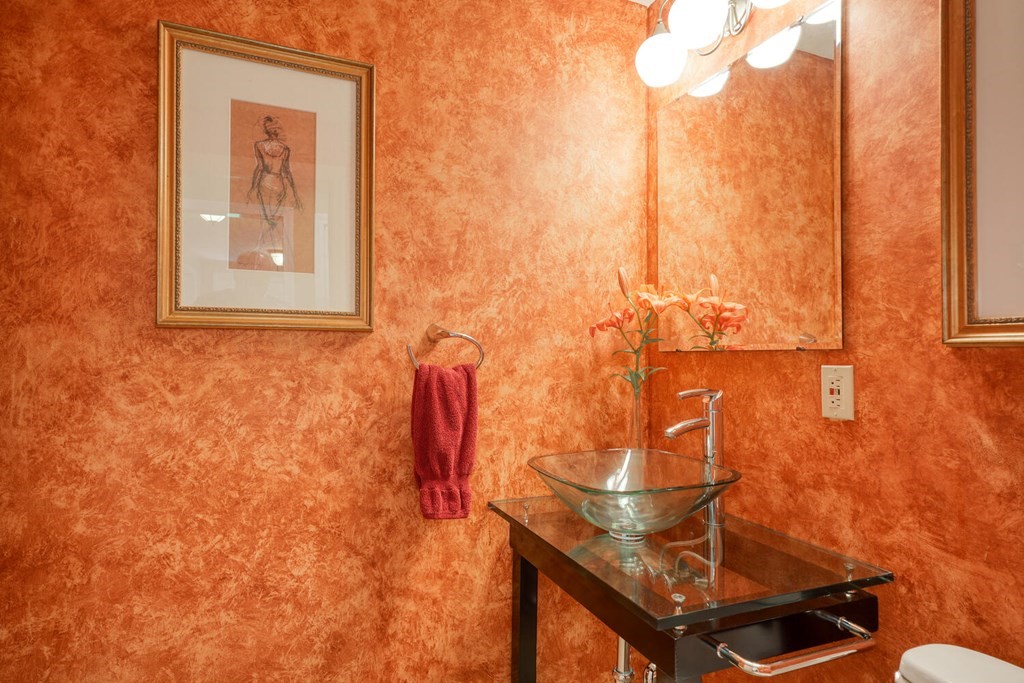 3 Lyman Avenue Hudson, MA 01749 - Photo 19 of 42