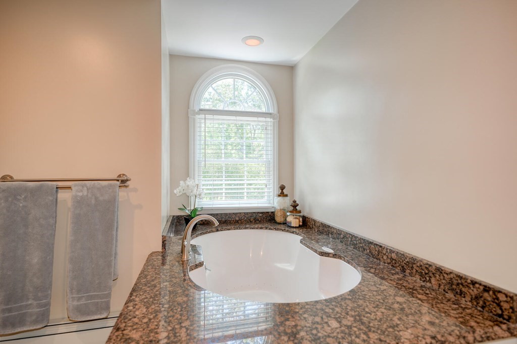 3 Lyman Avenue Hudson, MA 01749 - Photo 24 of 42