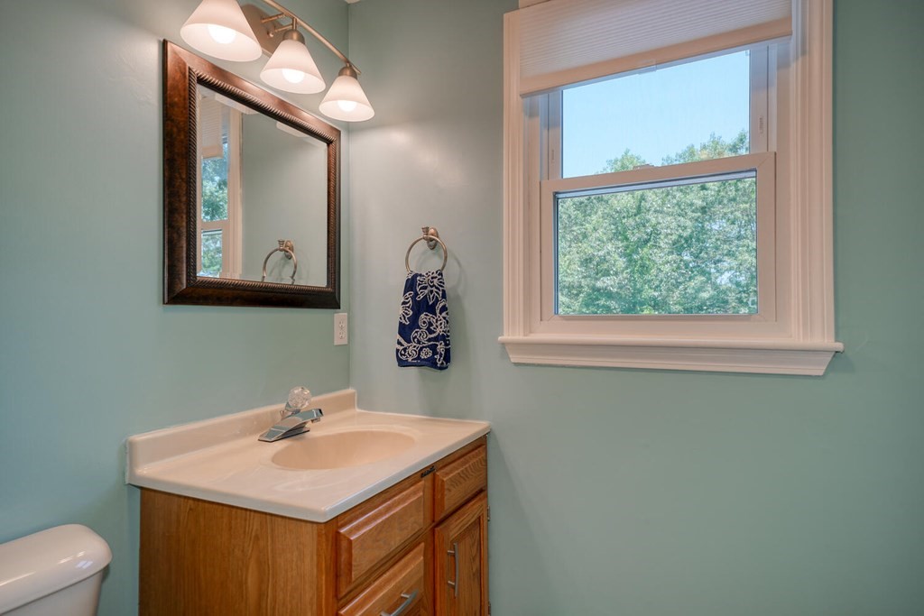 3 Lyman Avenue Hudson, MA 01749 - Photo 28 of 42