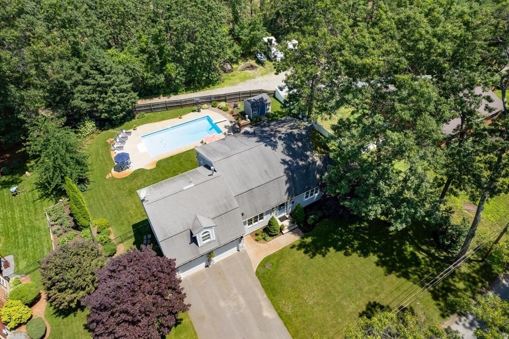 3 Lyman Avenue Hudson, MA 01749 - Photo 5 of 42