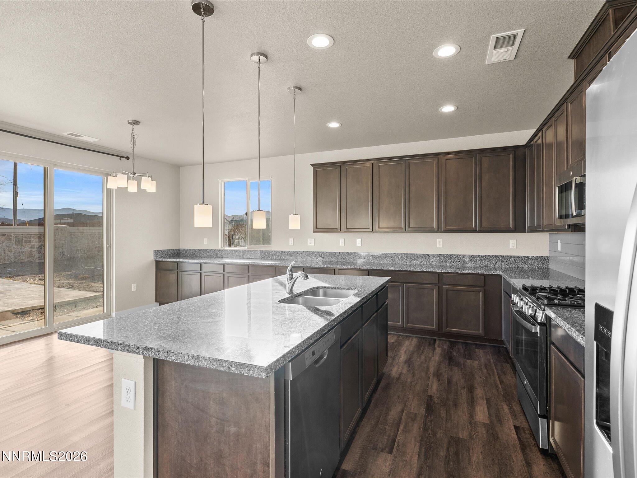 169 Pelican Way Fernley, NV 89408 - Photo 14 of 49 14-169 Pelican Way-113