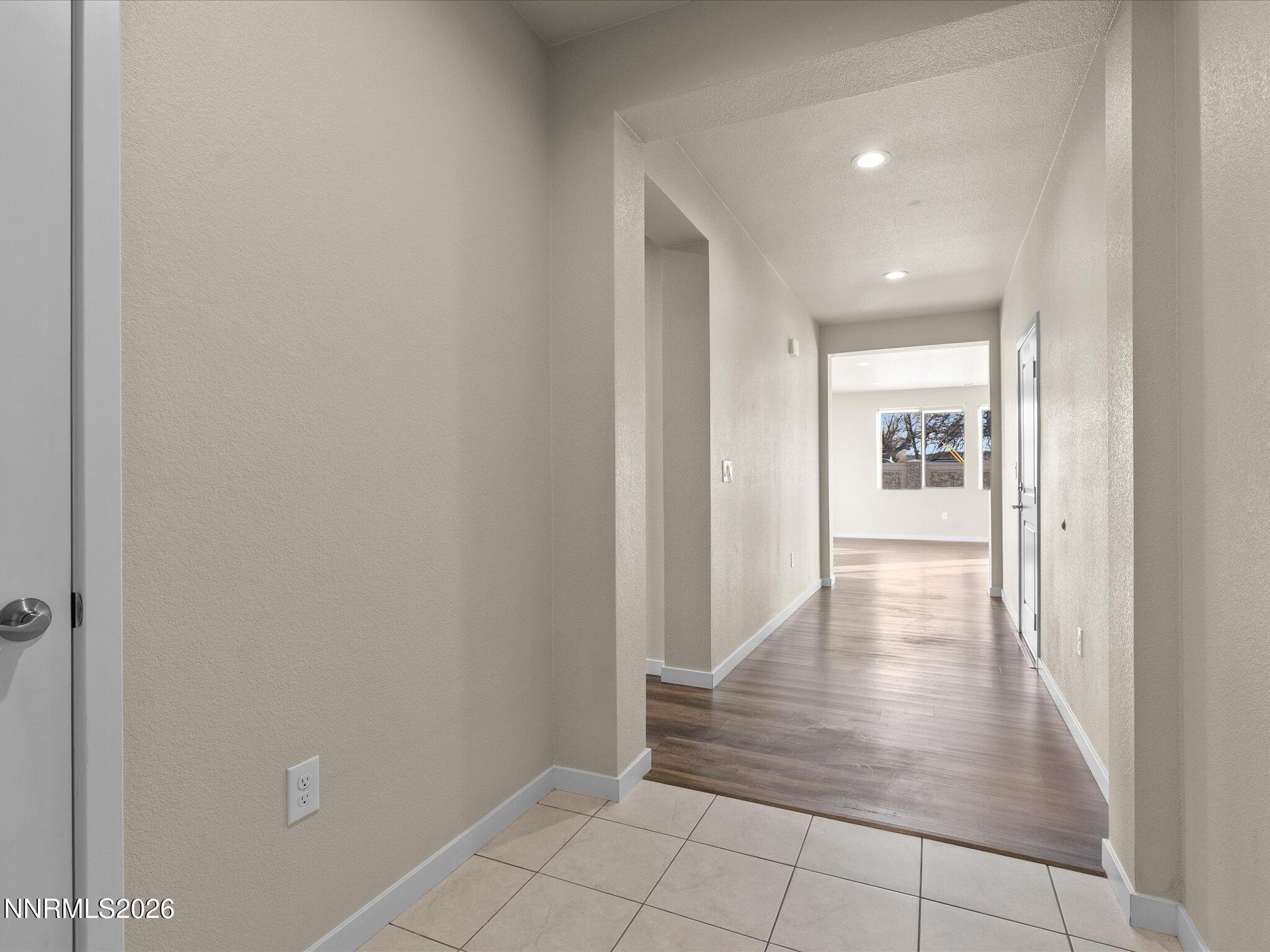 169 Pelican Way Fernley, NV 89408 - Photo 4 of 49 04-169 Pelican Way-103