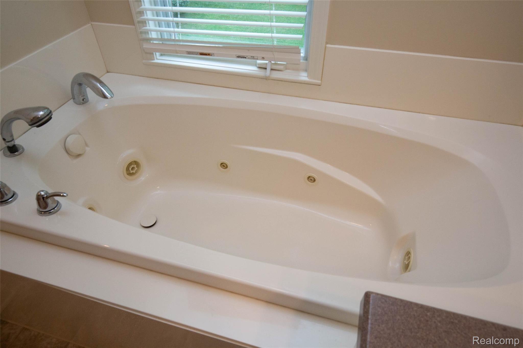 9936 Sashabaw Road Clarkston, MI 48348 - Photo 41 of 64 IMG_6963.jpg