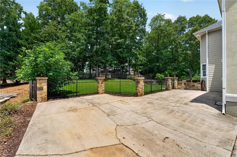 $875,000 | 5490 Hampstead Way, Johns Creek, GA 30097