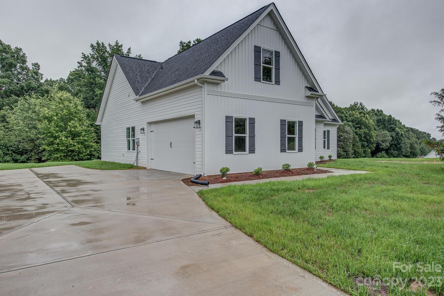 117 Bottom Road Kings Mountain, NC 28086 - Photo 3 of 23 Gallery Image 3