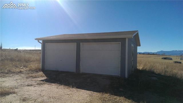 3330 Corral Ranch Road Peyton, CO 80831 - Photo 3 of 19