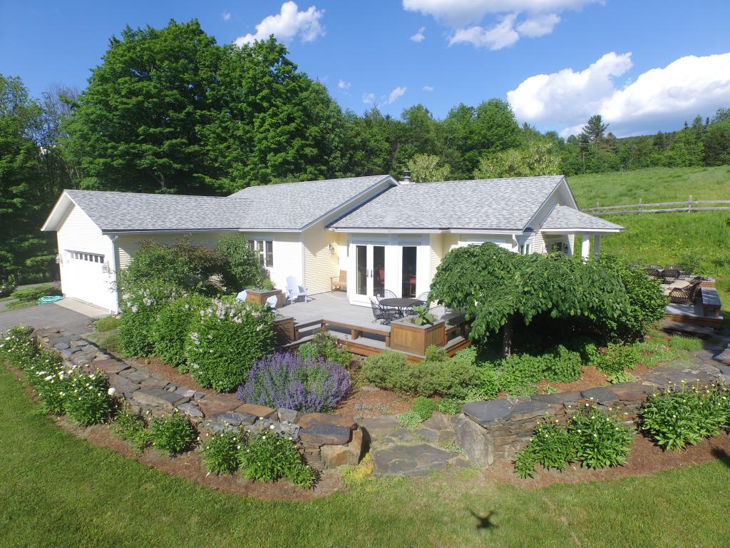 4895 East Warren Road Warren, VT 05674 - Photo 1 of 36