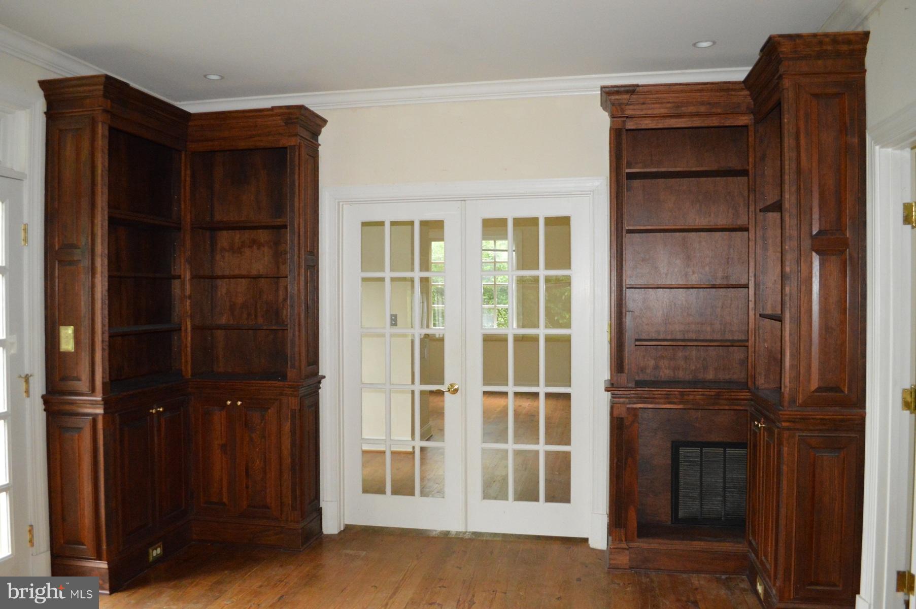 23045 Kirk Branch Road Middleburg, VA 20117 - Photo 3 of 29 study