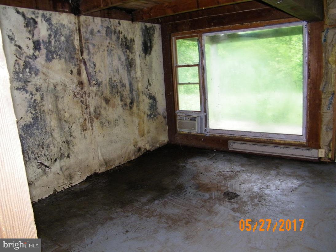 23045 Kirk Branch Road Middleburg, VA 20117 - Photo 22 of 29 View