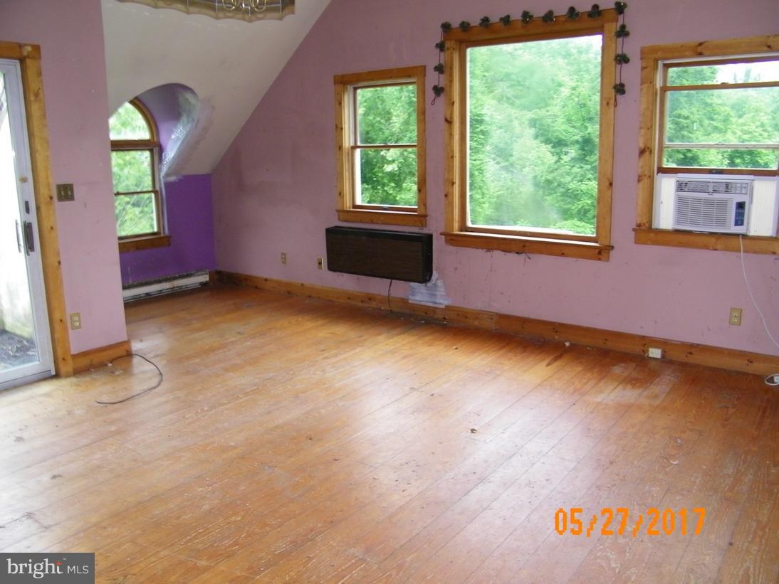 23045 Kirk Branch Road Middleburg, VA 20117 - Photo 23 of 29 View