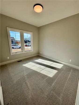 $489,750 | 1204 Northeast 5th Street, Oak Grove, MO 64075