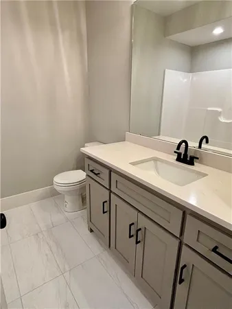 $489,750 | 1204 Northeast 5th Street, Oak Grove, MO 64075