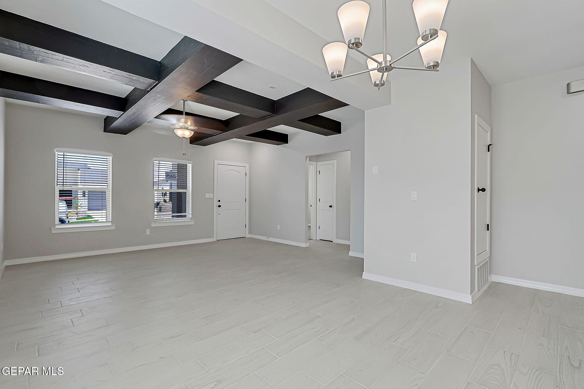 3768 Model Lane El Paso, TX 79938 - Photo 7 of 24 14-web-or-mls-IMG_8234