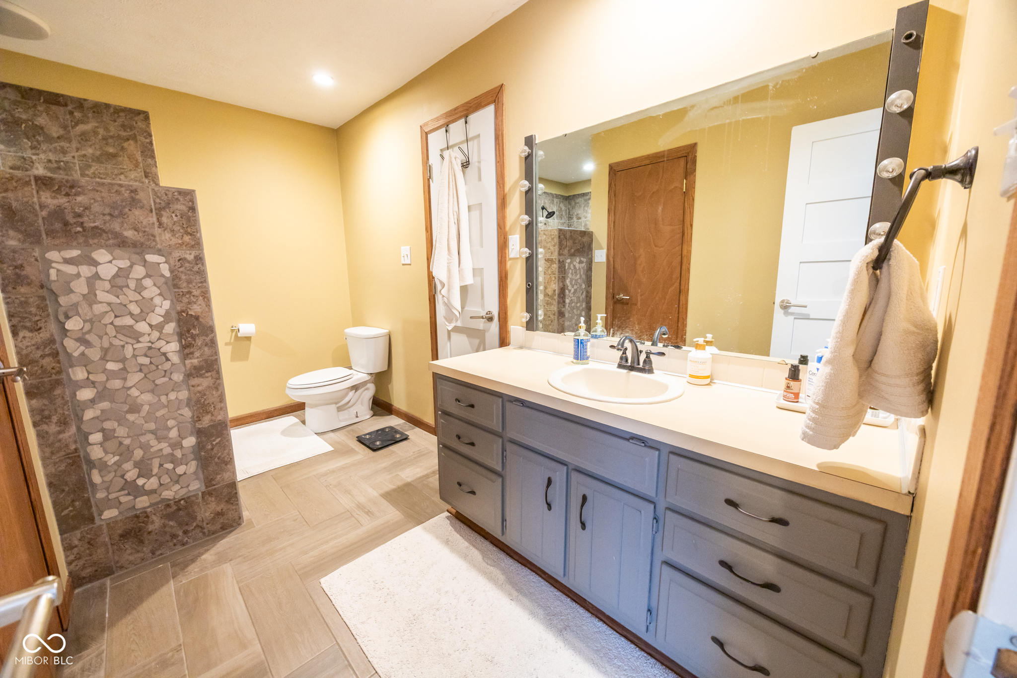 1055 Arroyo Road Greenwood, IN 46143 - Photo 36 of 49