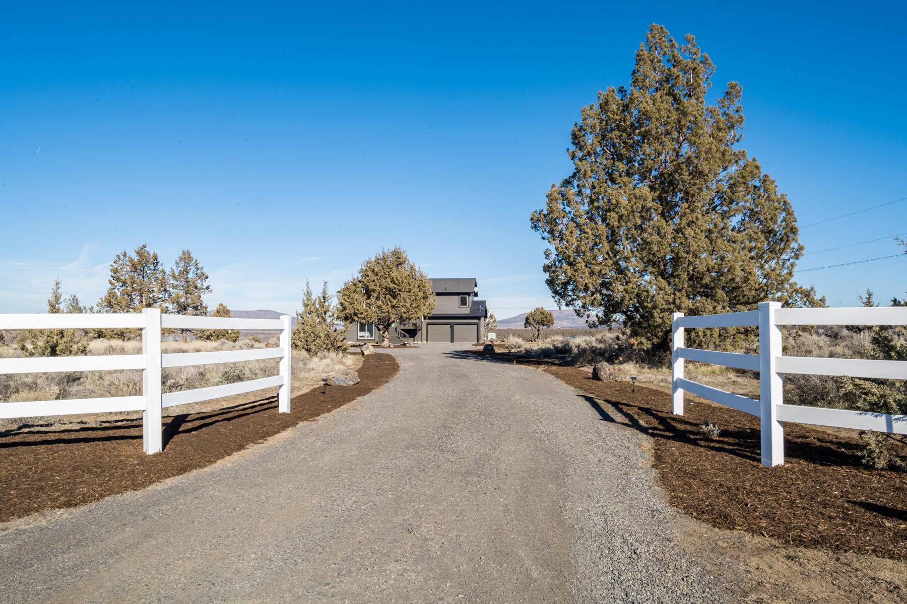 5200 Southwest Badger Road Terrebonne, OR 97760 - Photo 3 of 50 #3