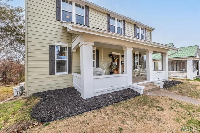 $250,000 | 938 Poplar Street, Poplar Bluff, MO 63901