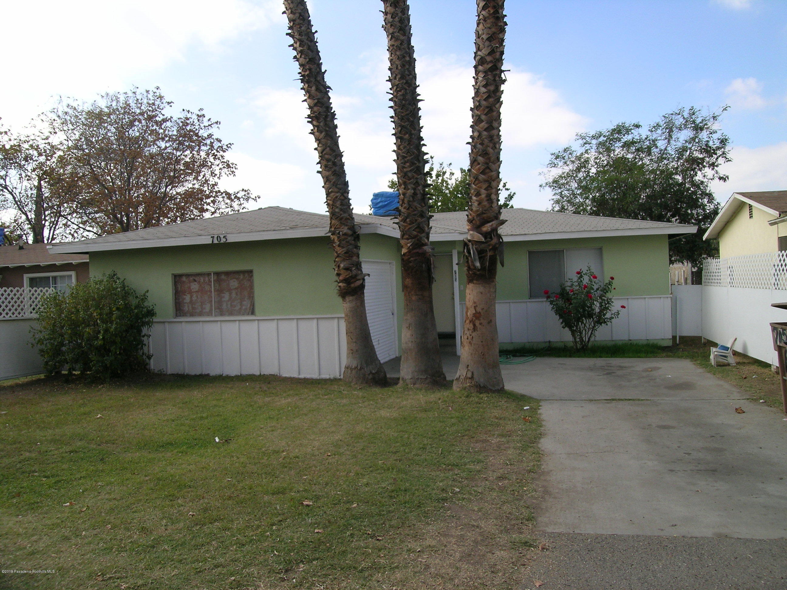 705 R Street Bakersfield, CA 93304 - Photo 1 of 4 DSCN1090