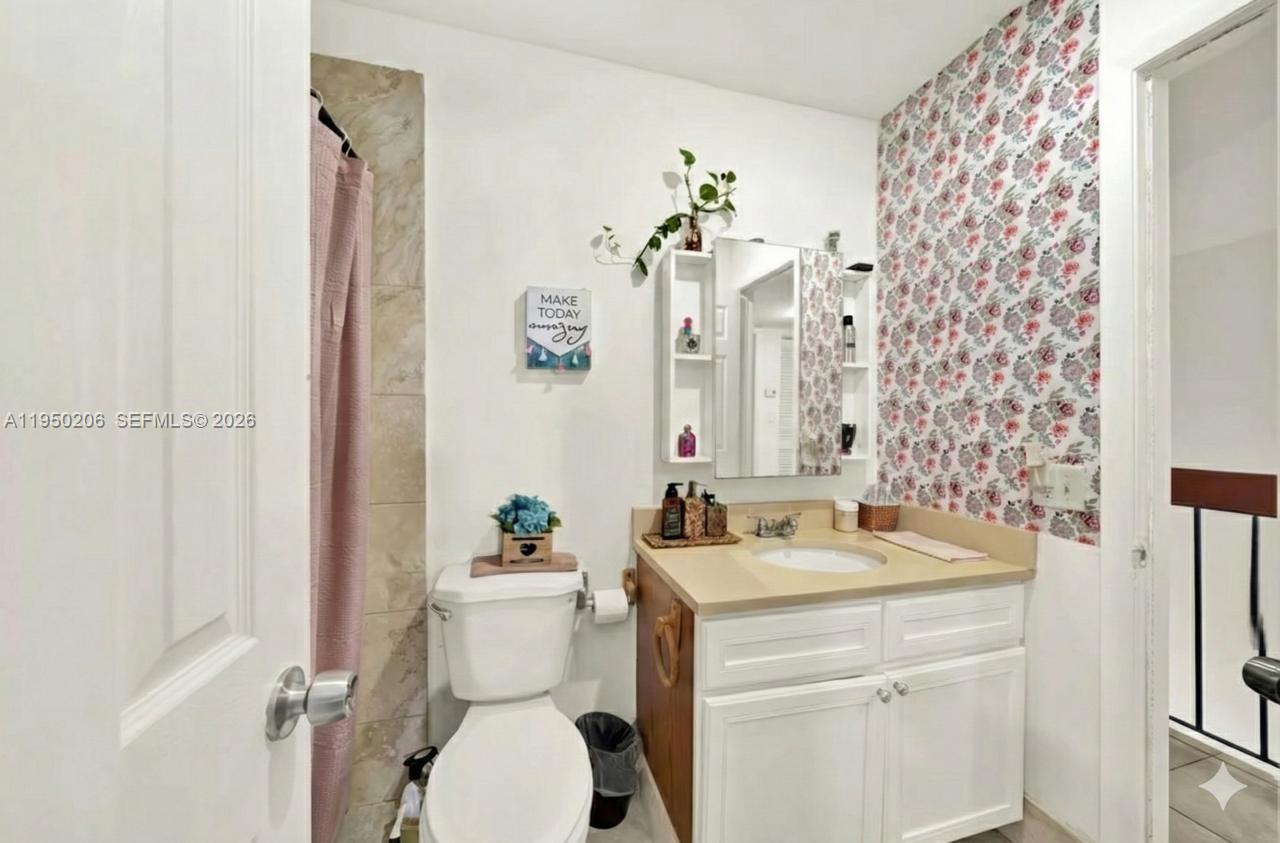 10810 Northwest 7th Street, Unit 6B Miami, FL 33172 - Photo 14 of 19