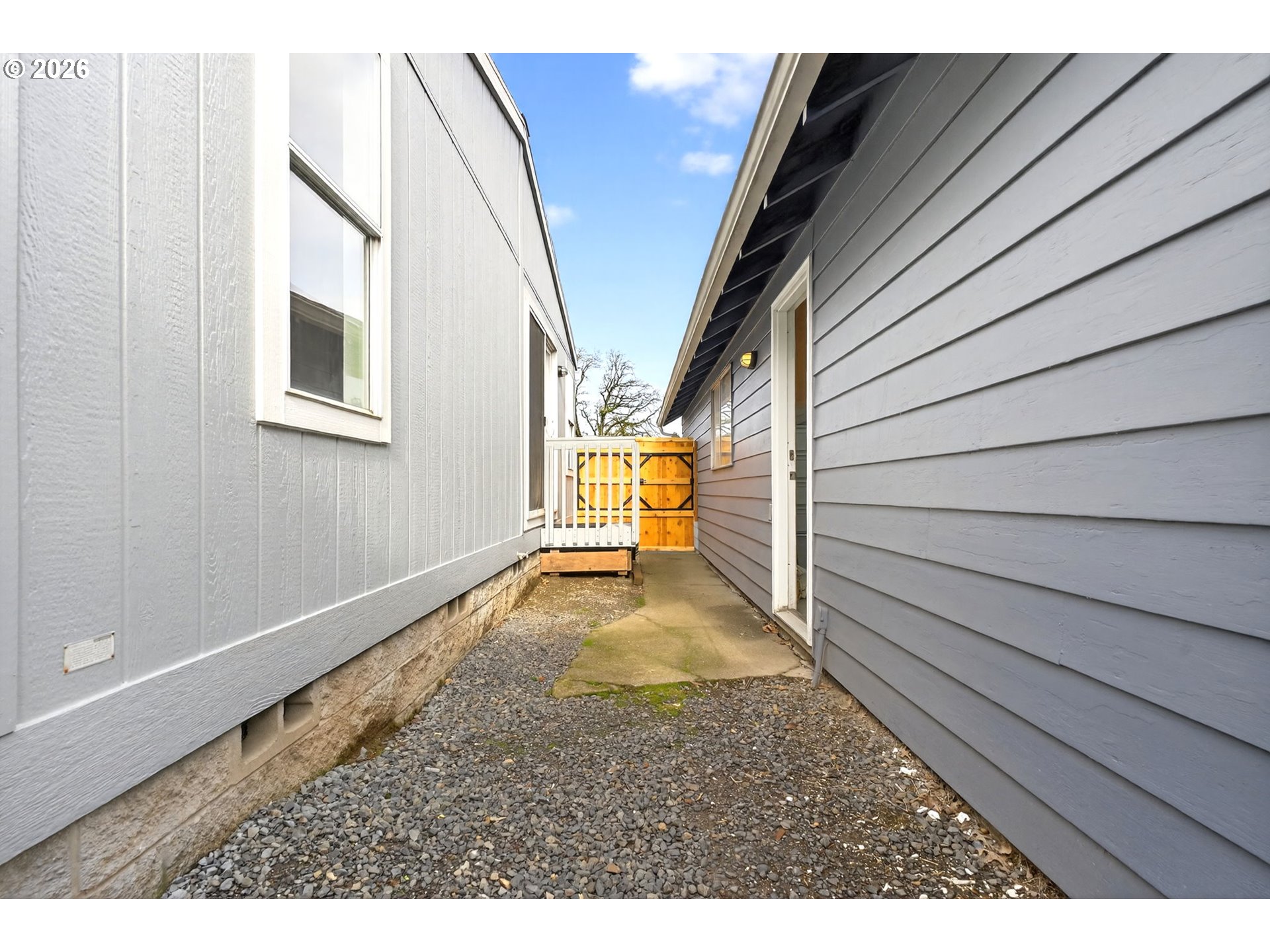 110 South Harrison Street Newberg, OR 97132 - Photo 36 of 41 a view of an entryway