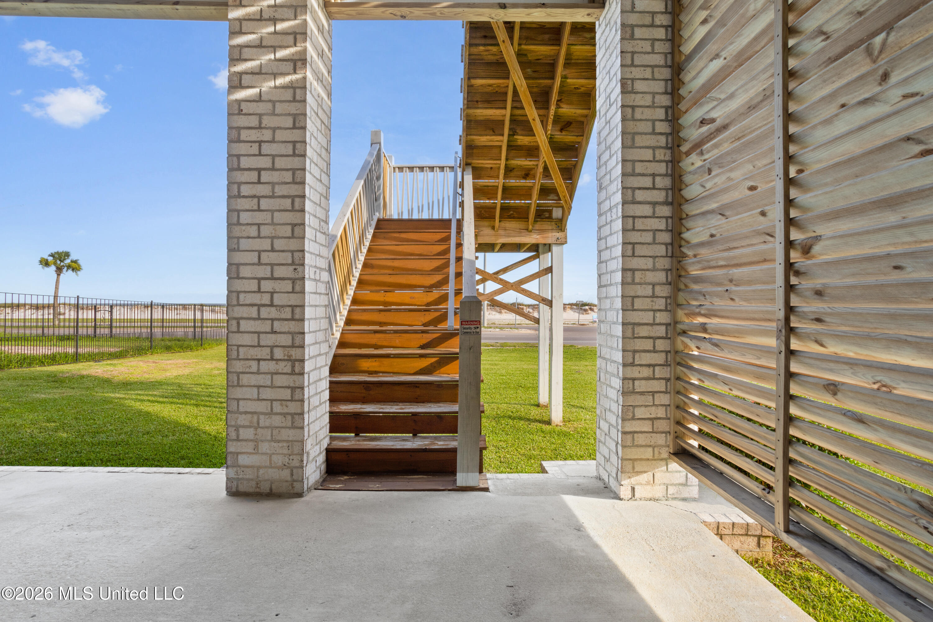 1623 Cayman Cove Biloxi, MS 39531 - Photo 55 of 58 00067