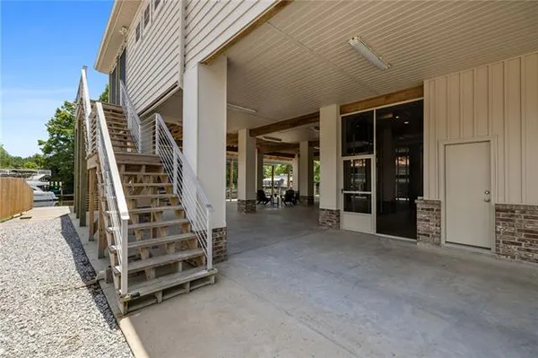 $759,000 | 31445 Barbara Drive, Springfield, LA 70462