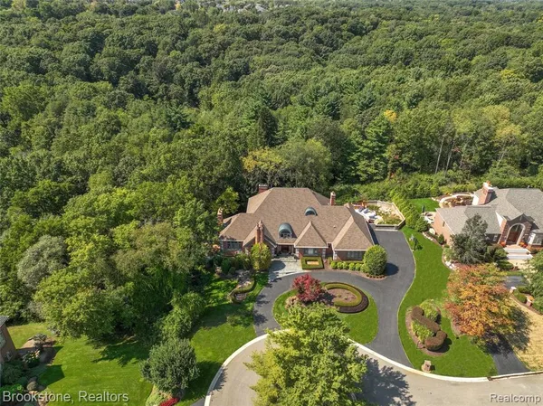 $1,650,000 | 1494 Highpoint Drive, Rochester, MI 48306