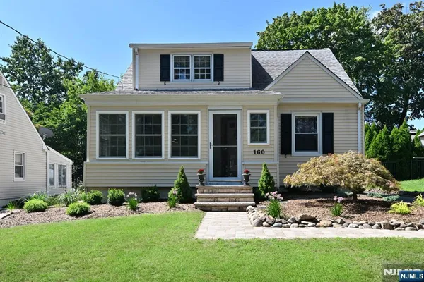 $3,500 | 160 Rock Road, Hawthorne, NJ 07506