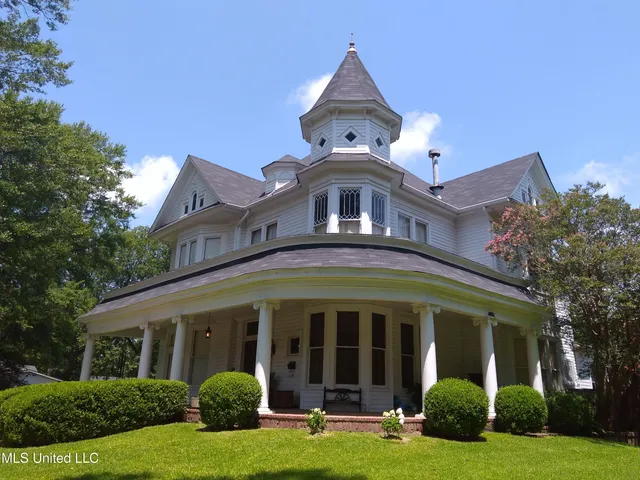 $389,000 | 207 East Percy Street, Indianola, MS 38751